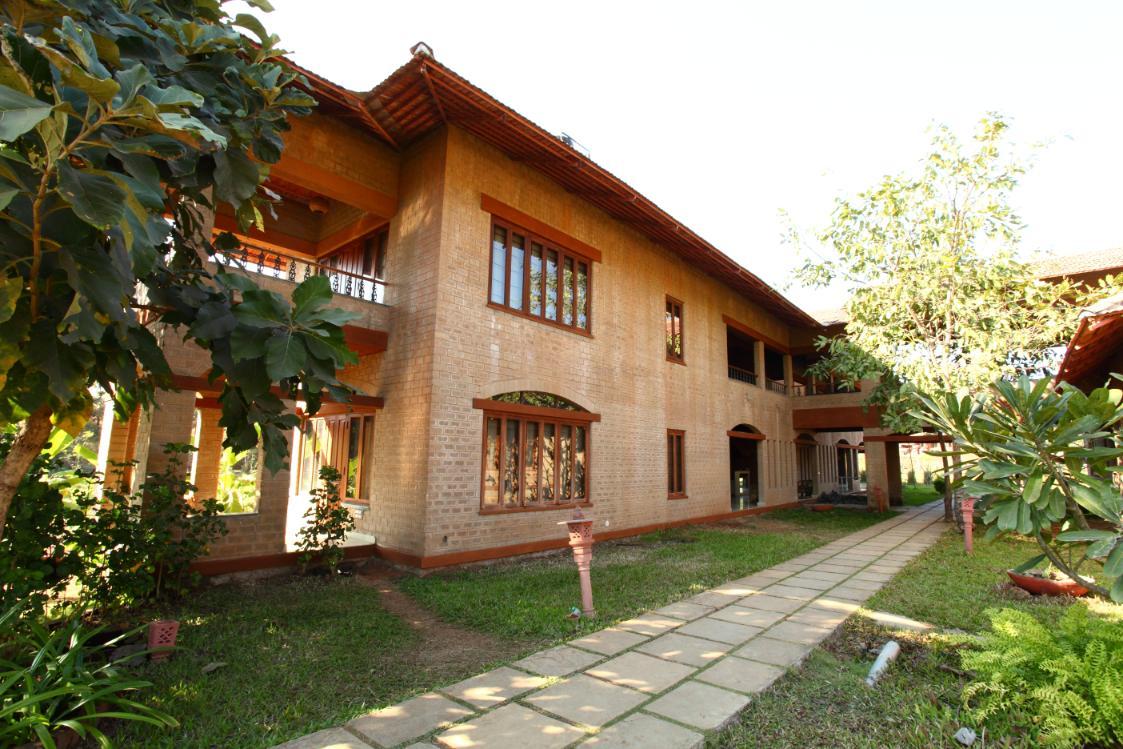 Vrindavan cottage at Govardhan Eco-Village